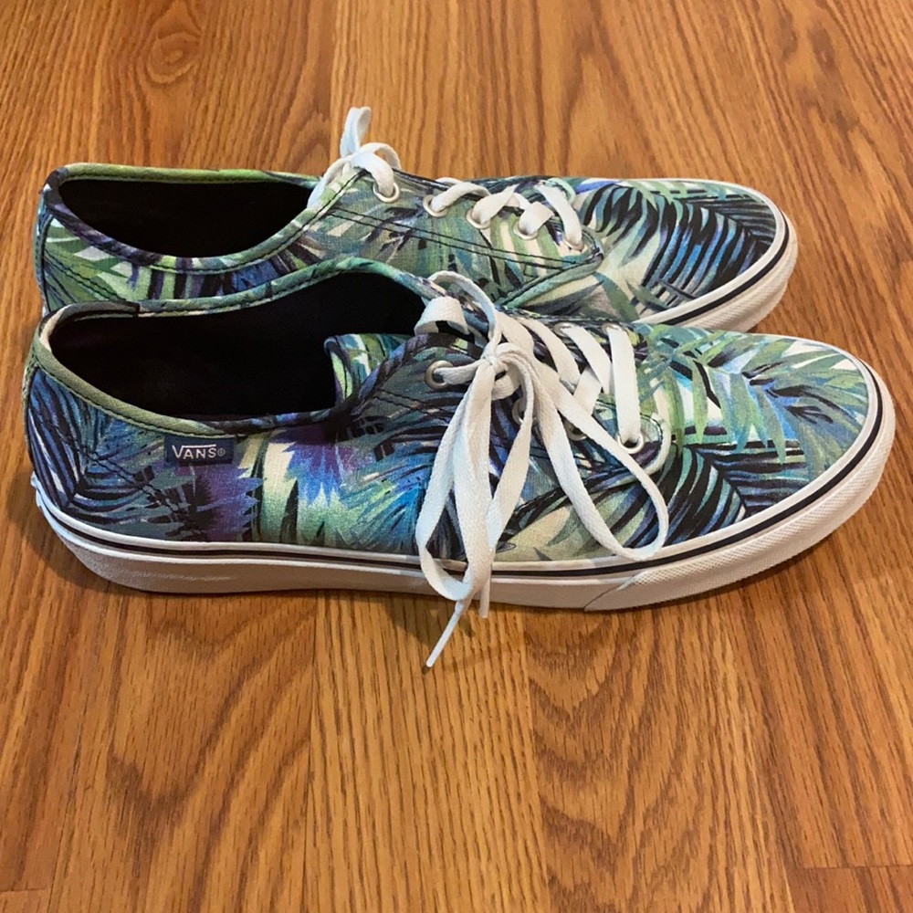 🤩SALE!!!🤩Vans Lace Up Sneakers Palms Leaves